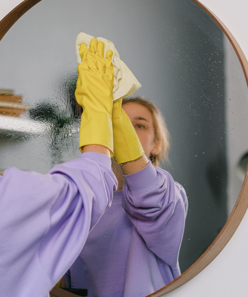 cleaning mirror cleaning mirror
